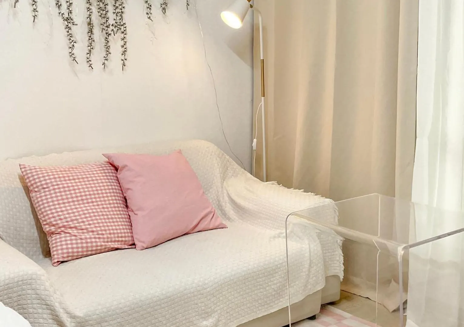 Stay Yeoun Jogak - Near Shindaebang Station Boramae Hospital & Park Hongik University Airport Bus Near Sindorim, Gangnam 서울특별시 0*,  대한민국